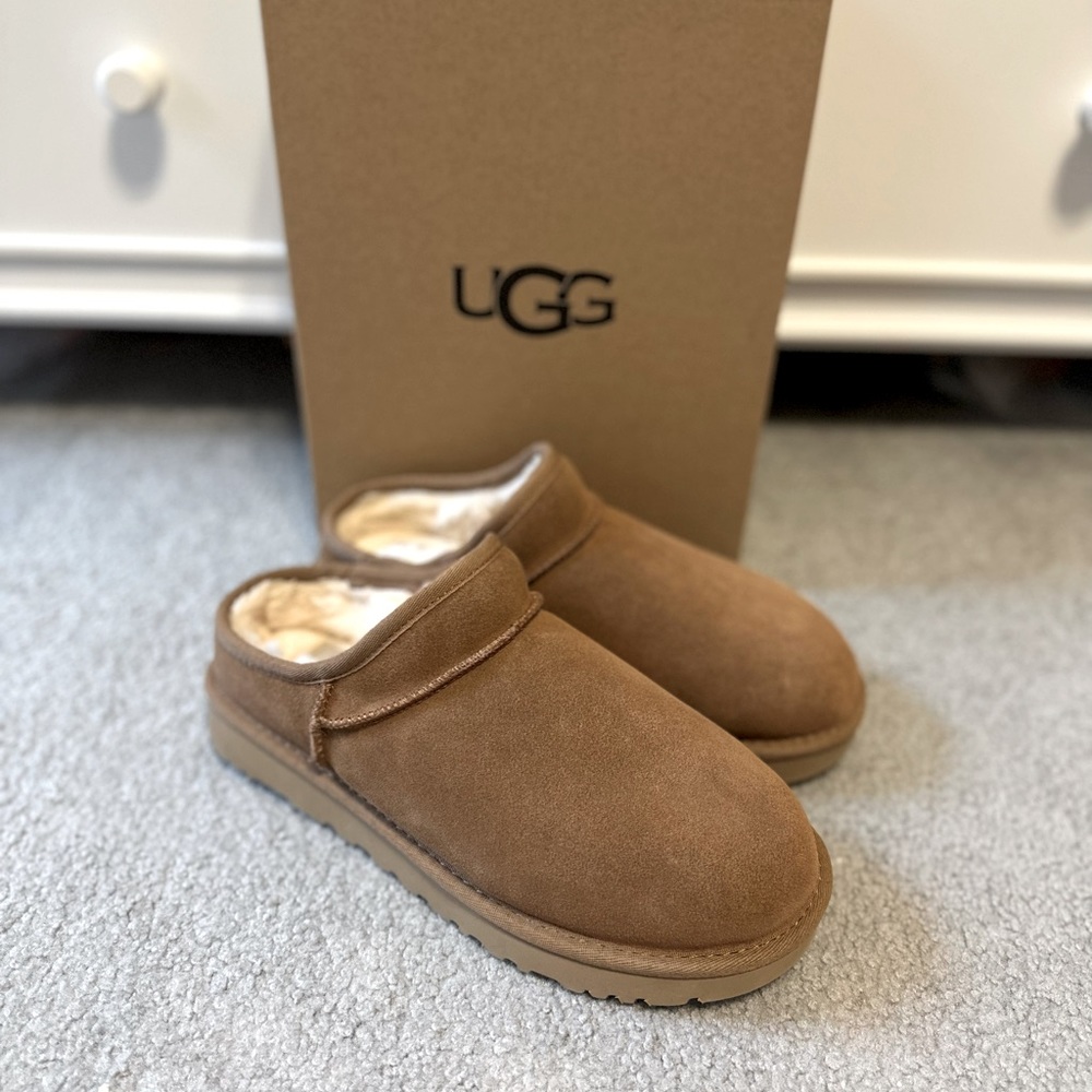 Ugg classic slipper